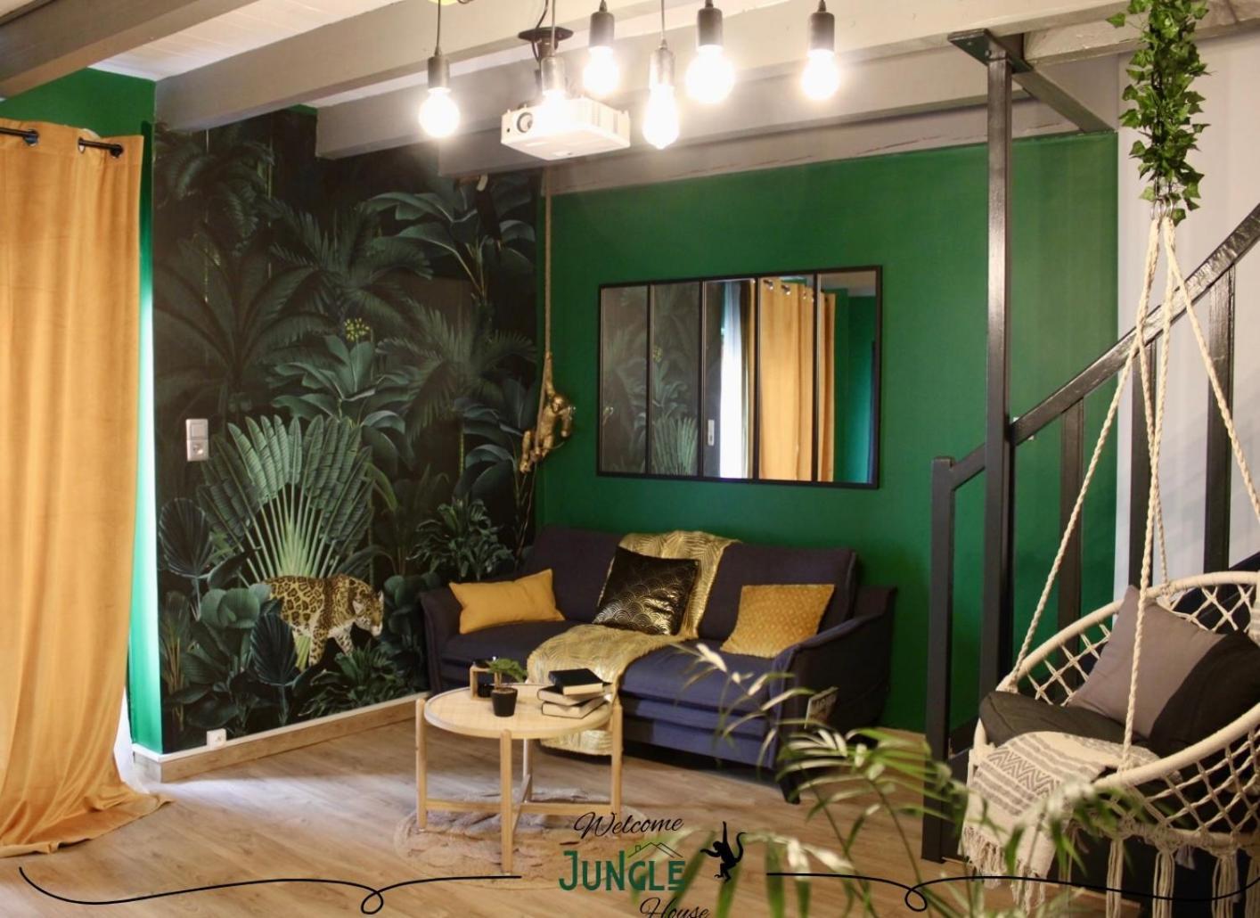 Maison "Jungle House" 90 M2 Billard, Retroprojecteur, Bar A Jeux , Vinyle, Wifi Fibre, Ideal Pro & Famille A Монбризон Экстерьер фото